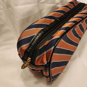 Mens cosmetic toiletry bag striped like mens ties, new, no tags, never used